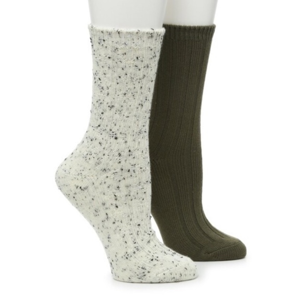 Steve Madden women’s khaki cream 2 pairs